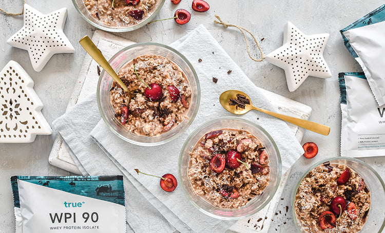 Choc Cherry Overnight Oats