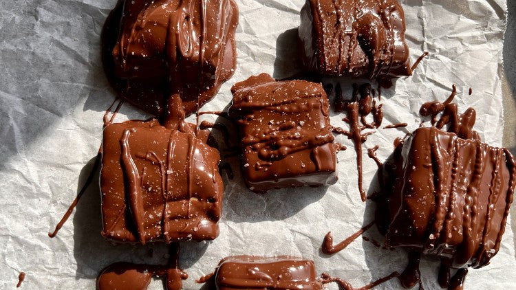 Peanutty Protein Bites