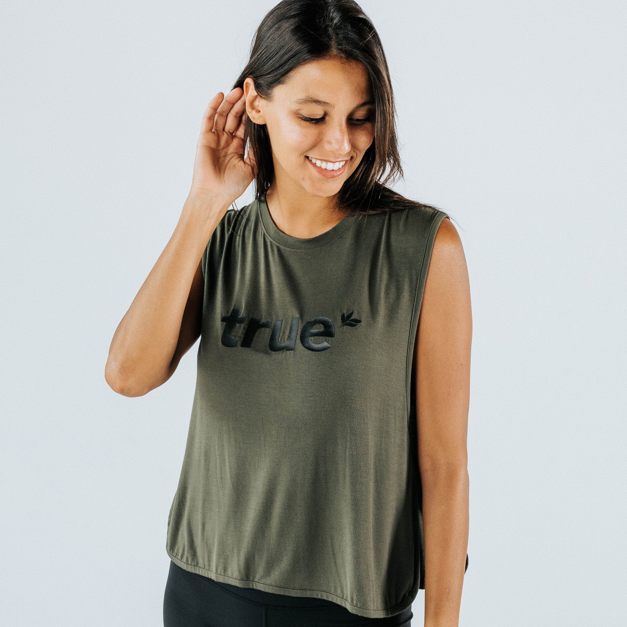 Woman model wearing khaki cropped women&