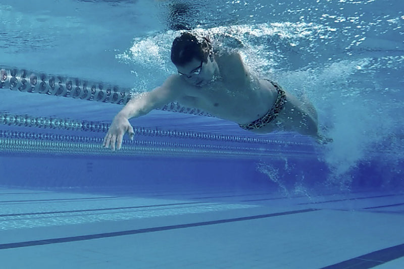 True Heroes: The Blind Swimmer Who Became A Champion