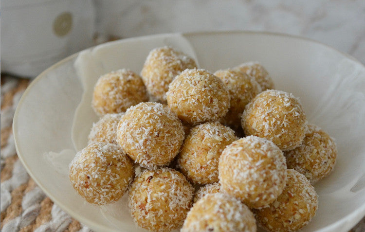 Apricot and Coconut Balls