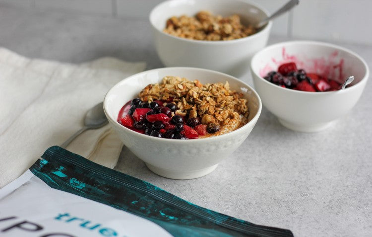 Mixed Berry Crumble Yoghurt Bowls