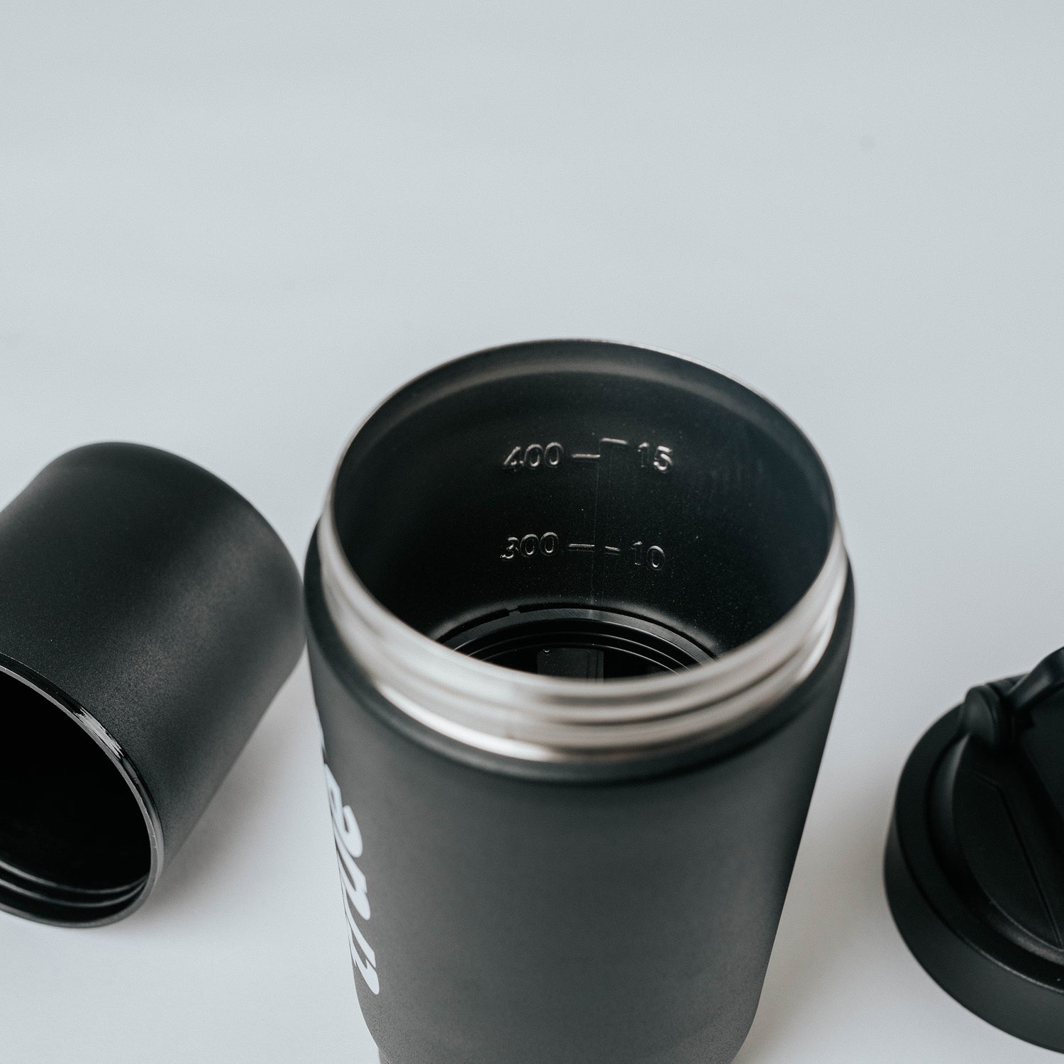 Compartment Shaker-Black